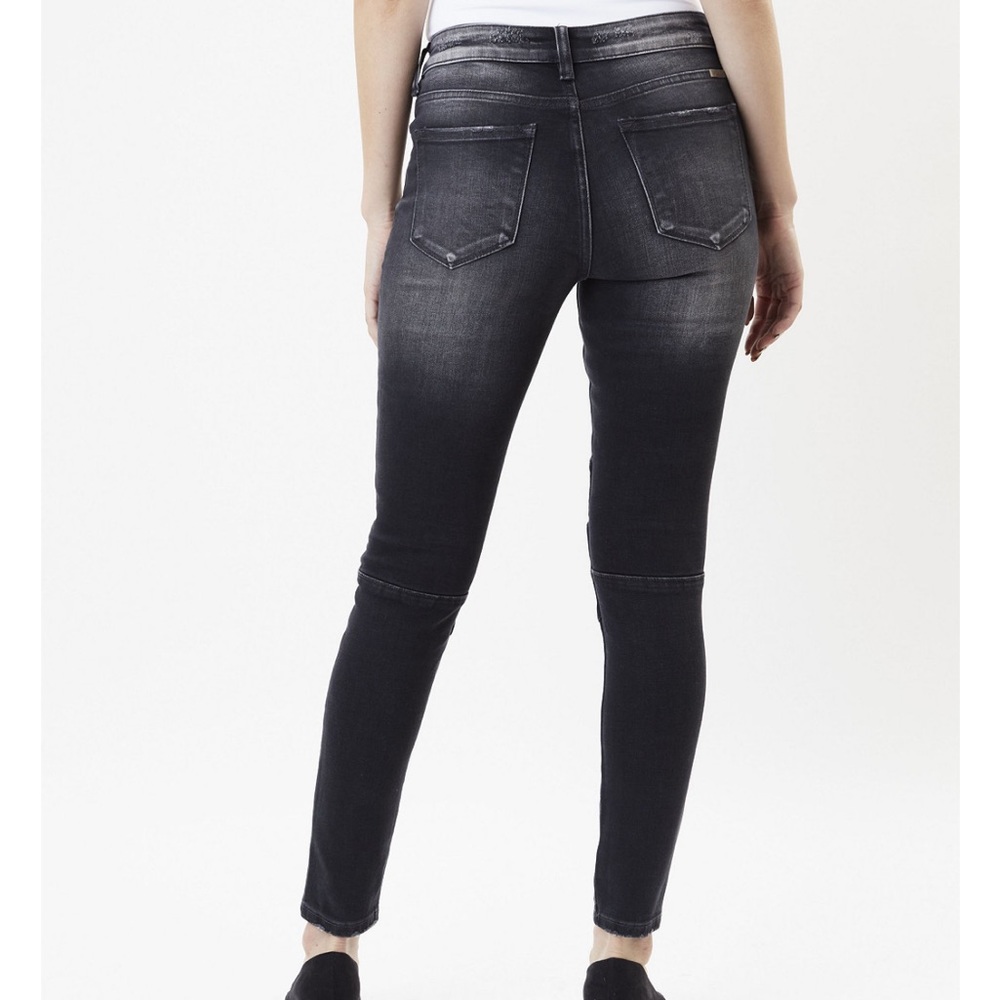 Mid rise ripped skinny jeans